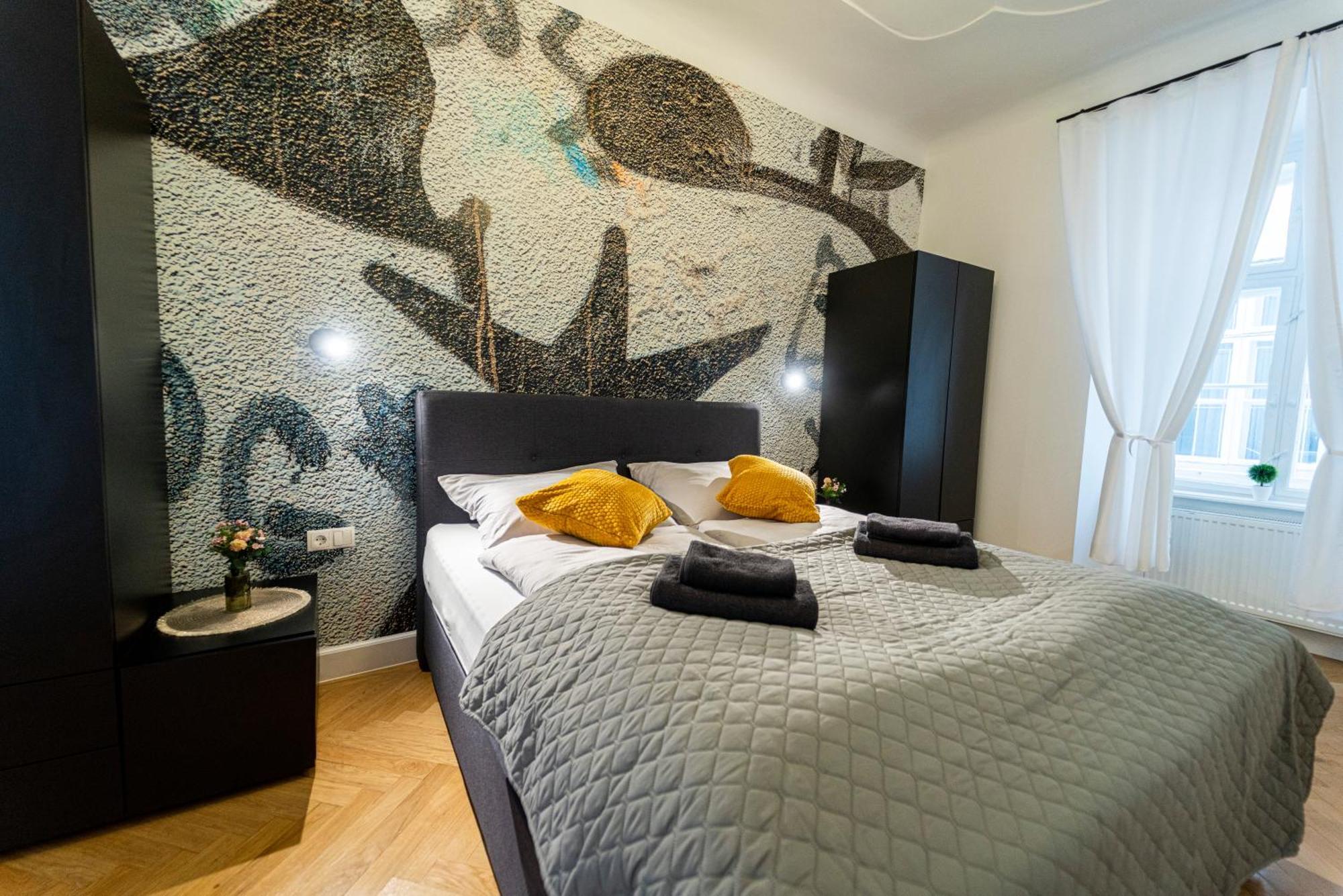 Central Stephansdom Apartment I Netflix I Self Check In Wien Exterior foto